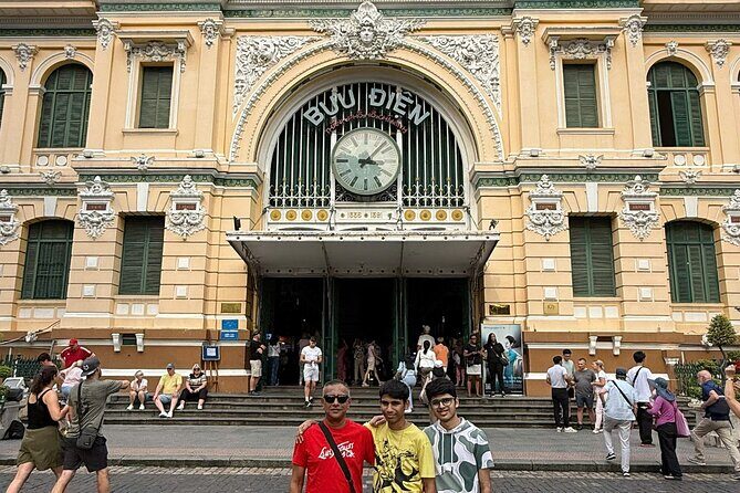 Ho Chi Minh City & Mekong Delta Cycling & Kayak -Private 1 day - Discover the Best of Ho Chi Minh City and the Mekong Delta in One Day