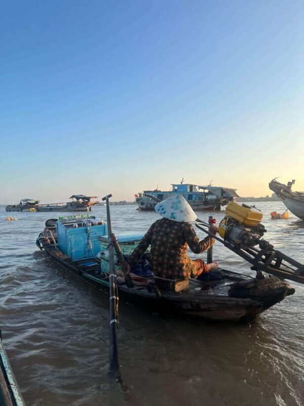 Ho Chi Minh City Package 2 Days Private Tour With Good Guide - Exploring the Best of Ho Chi Minh City in Two Days