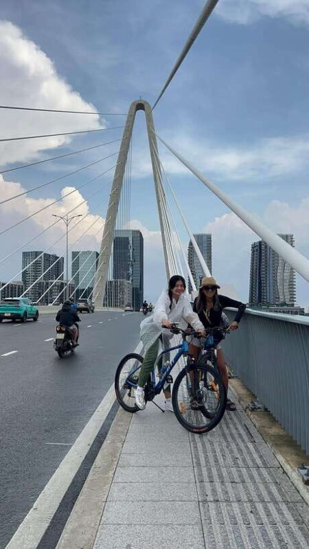 Ho Chi Minh City Sightseeing Cycling Private Tour By Bicycle - Why Choose This Bike Tour?