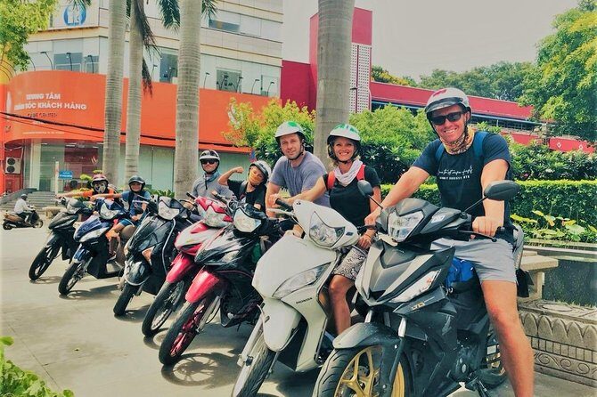 Ho Chi Minh City Sightseeing, nightlife Saigon, Local Markets - An In-Depth Look at the Itinerary and Experience