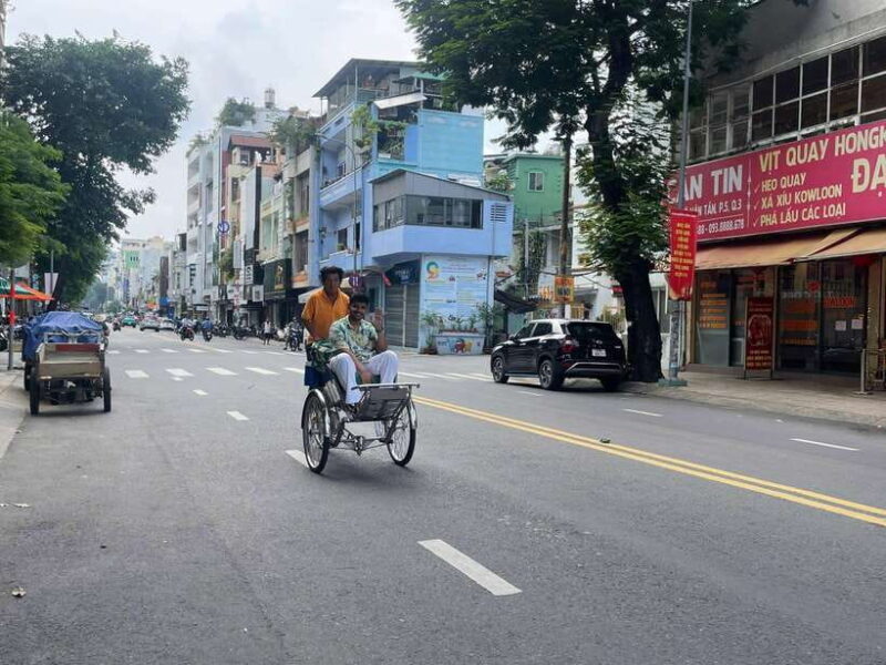 Ho Chi Minh City Sightseeing Panoramic Cycling Tour By Cyclo - Exploring the Landmarks and Neighborhoods of Ho Chi Minh City