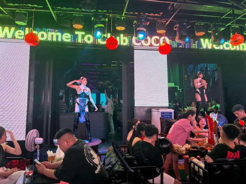 Ho Chi Minh Street Food Private Walking Tour With Good Guide - Exploring Ho Chi Minh Citys Street Food Scene with a Good Guide