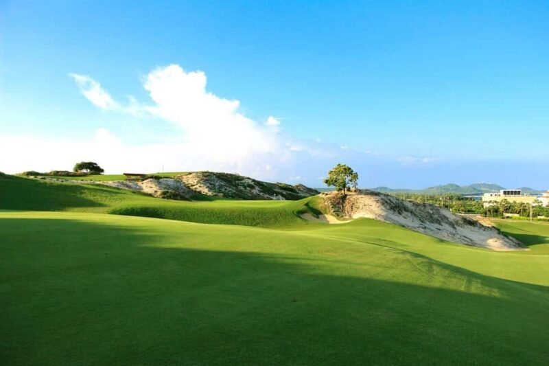 Ho Tram: The Bluffs Grand 1-Day Guided Golf Tour - Key Points