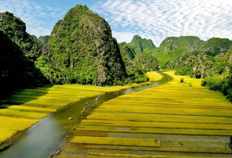 Hoa L and Tam Cc with Bike Ride and Family Visit - Experience the Best of Ninh Binh: Hoa Lu, Tam Coc, and Family Visit