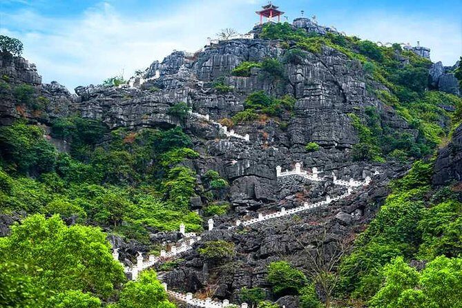 Hoa Lu - Trang An - Mua Cave- 1 Day Trip from Hanoi By Limousine and Small Group - FAQ