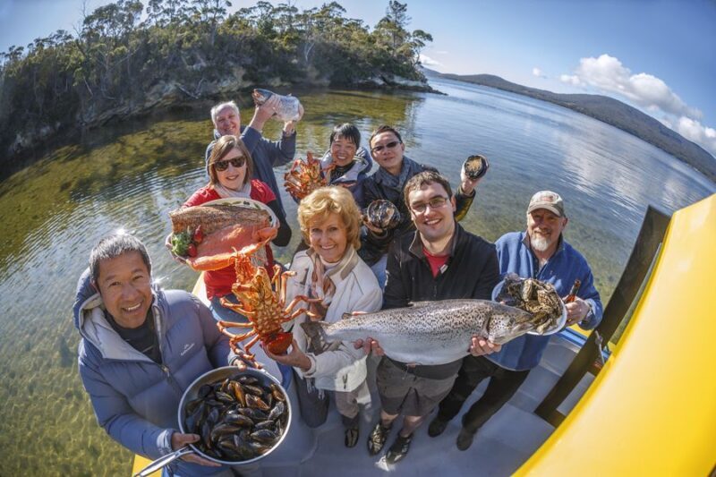 Hobart: Full-Day Tasmania Gourmet Seafood Cruise - Key Points