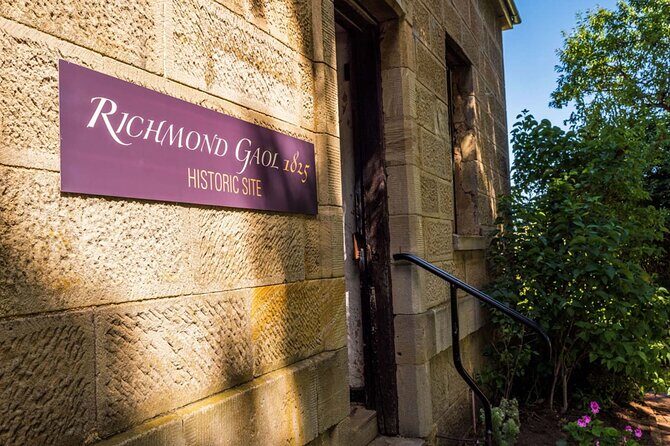 Hobart Hop-On Hop-Off Bus & Richmond Village Tour - Exploring Hobart with the Red Decker City Loop