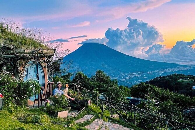 Hobbitenango, Altamira and Antigua Borial parks. - FAQ