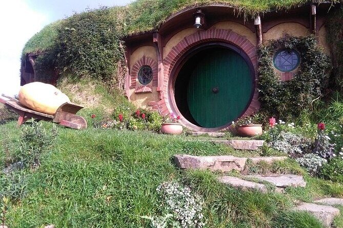 Hobbiton Movie Set Private Transfer and Hobbiton Tour SUV - Exploring the Itinerary: What You Can Expect