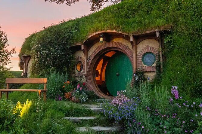 Hobbiton Movie Set Small Group Private Transfer from Auckland - Exploring the Hobbiton Movie Set Private Transfer: What to Expect