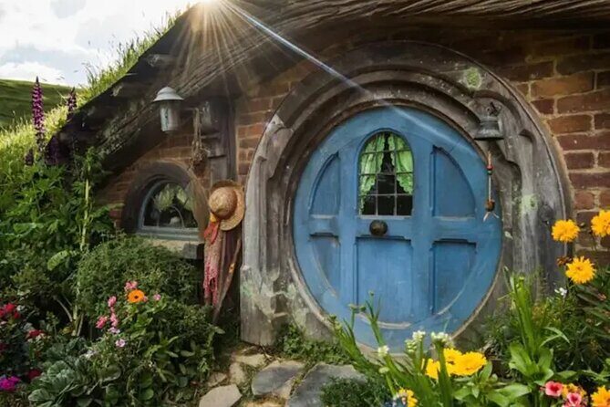 Hobbiton Movie Set Small Group Private Transfer from Auckland - What Travelers Are Saying