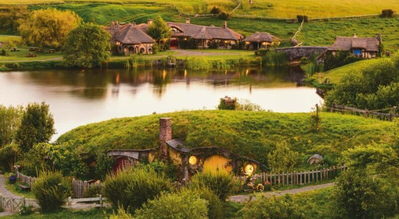 Hobbiton Movie Set Tour from Auckland with Tesla Model 3 - Experience the Magic of Hobbiton with a Modern Twist