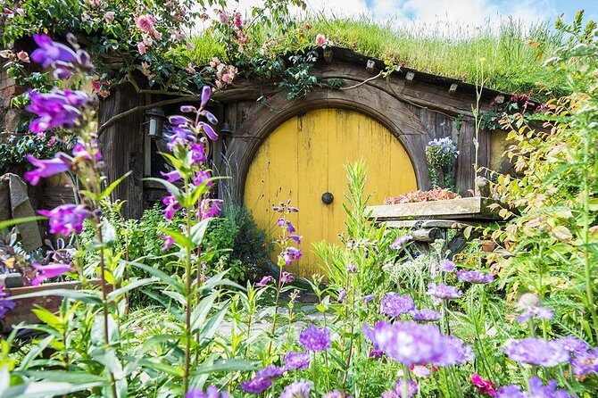 Hobbiton & Rotorua including Wai-O-Tapu - Small Group Tour from Auckland - Frequently Asked Questions