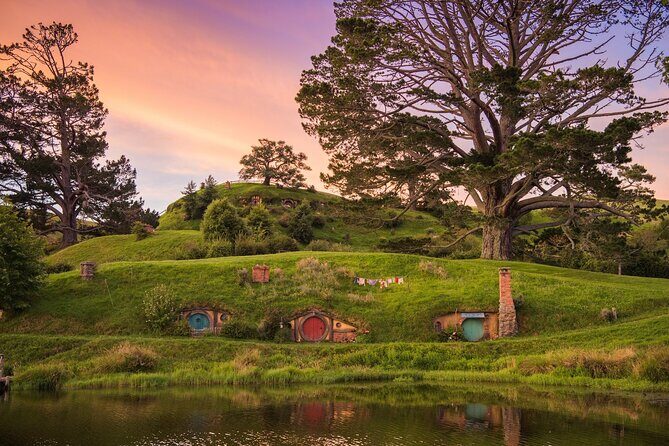 Hobbiton & Rotorua Living Mori Village Private Tour Ex-Auckland - Discover the Magic of Hobbiton & Rotorua on a Private Day Tour from Auckland