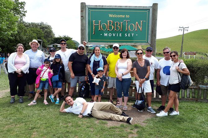 Hobbiton Transport & Tauranga Highlights Excursion from Tauranga - Key Points