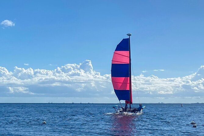 Hobie Cat Getaway 16' Rental at Hobie Beach - What the tour offers: a quick, exhilarating escape
