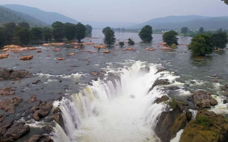Hogenakkal Falls Day Trip from Bangalore with Coracle Ride - Exploring the Experience: What You Can Expect