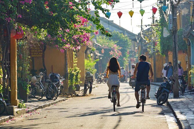 Hoi An Ancient Town Guided Walking Tour from Danang/ Hoi An - FAQ