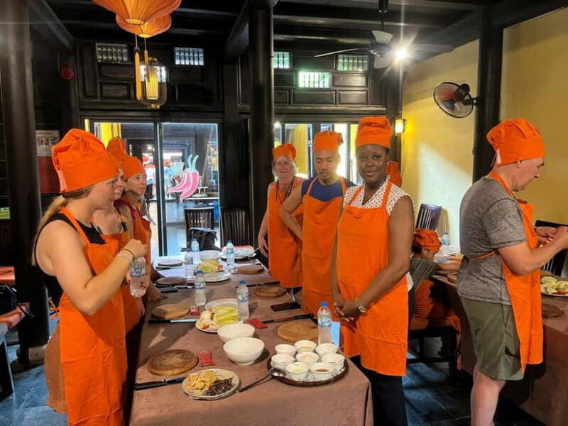 Hoi An: Cooking Class with Exploring Hoi An Market - Exploring Hoi An Market: The Heart of the Experience