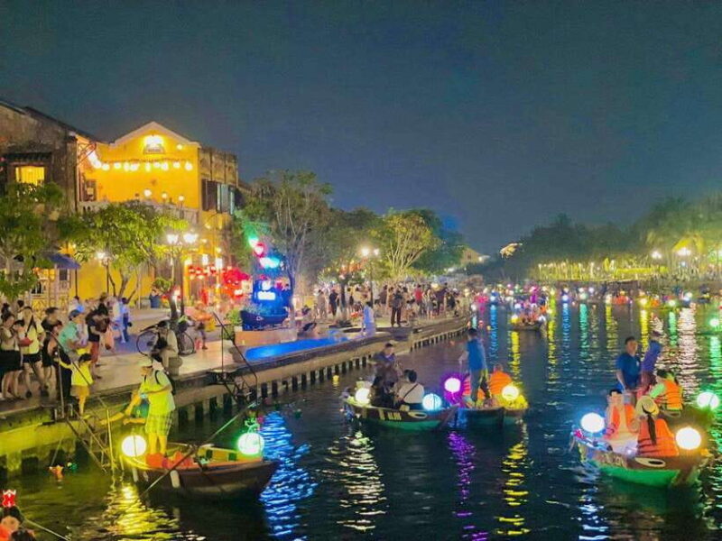 Hoi An: Lantern Boat Ride on the Hoai River - Who Should Consider This Experience?