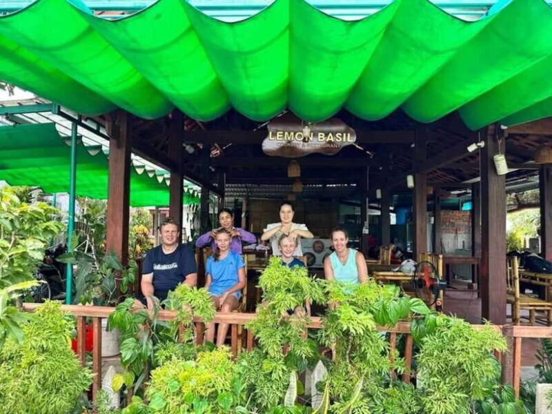 Hoi An: Market Tour and Farming and Cooking Class in Tra Que - What Makes This Tour Stand Out?