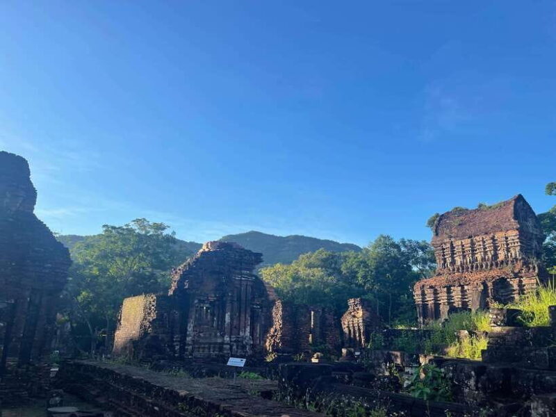 Hoi An: My Son Ruins: Guide-Bus-Boat-Cultural Show-Lunch - Deep Dive Into the Experience