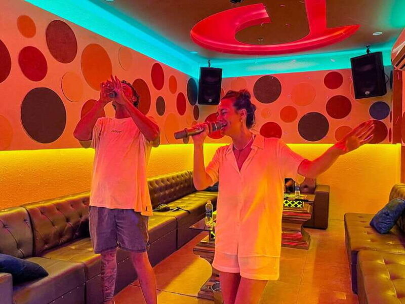 Hoi An Nightlife And Food Tour By Electric Scooter - Key Points