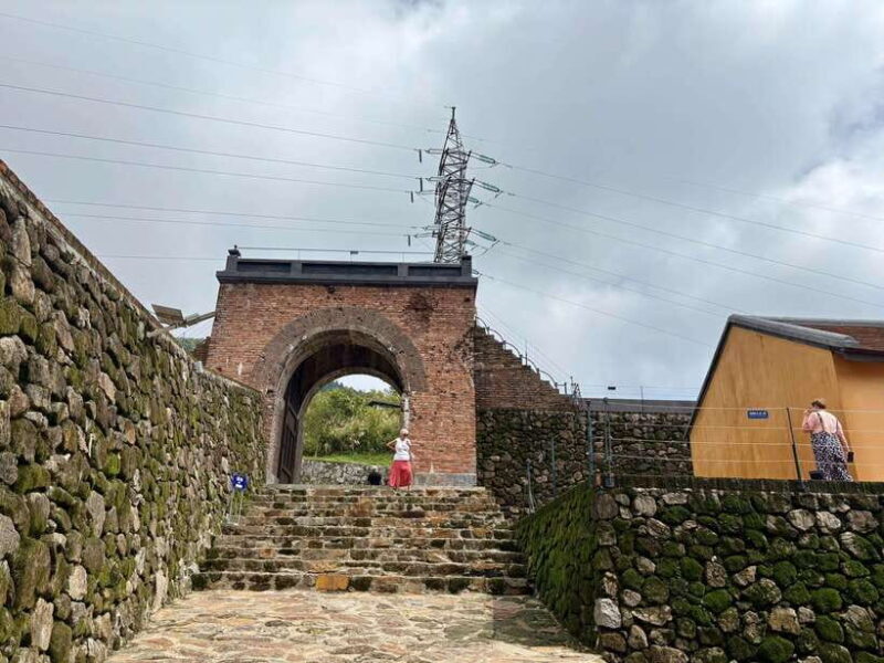 Hoi An: Private Car to Phong Nha with Sightseeing Stops - The Sum Up