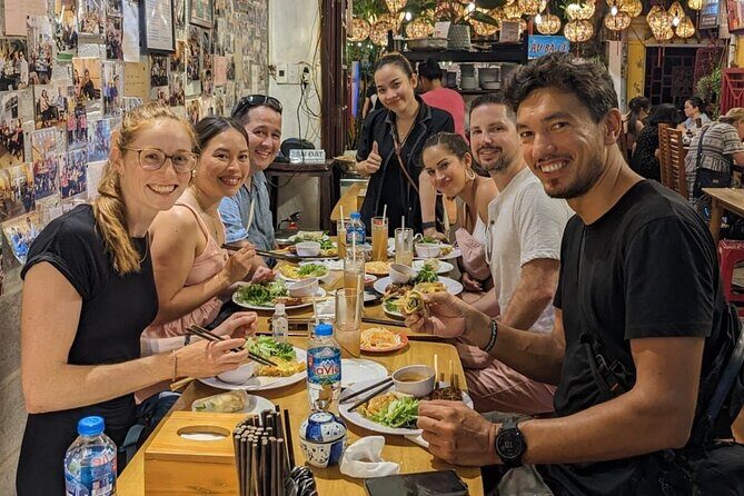 Hoi An Street Food Walking Tour with Local Foodies - Key Points