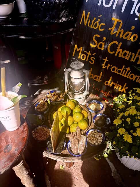 Hoi An Sunset Walking Tour with Boat Ride & Rooftop Dinner - Exploring Hoi An Sunset Walking Tour with Boat Ride & Rooftop Dinner