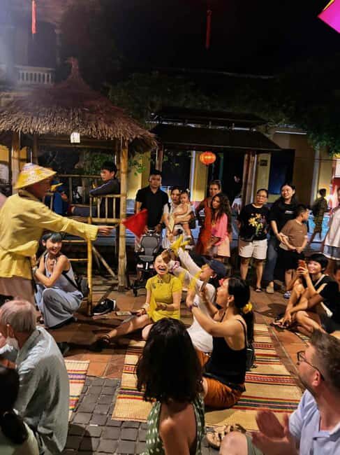 Hoi An Sunset Walking Tour with Boat Ride & Rooftop Dinner - Frequently Asked Questions