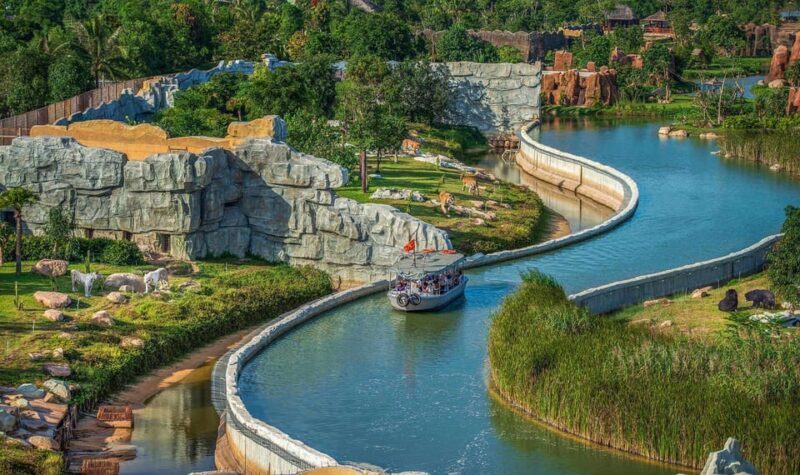 Hoi An: Vinwonders Nam Hoi An Theme Park Entry Ticket - Who Will Enjoy This Park?