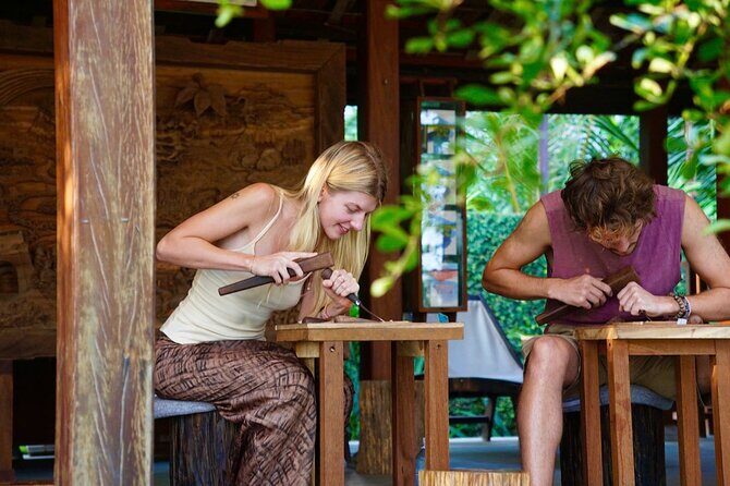 Hoi An Wood Carving: Create Your Art Wood with Master Artisan - Exploring the Details of the Wood Carving Tour in Hoi An