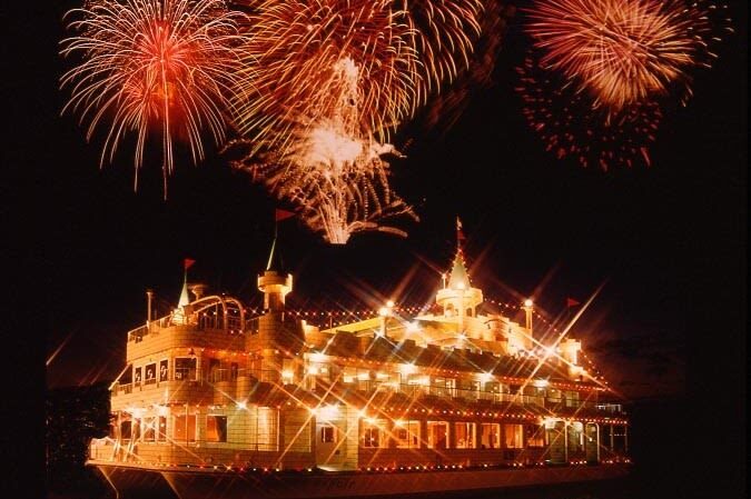 Hokkaido | Lake Toya Fireworks Festival & Showa-shinzan & Lake Hill Farm Day Trip | Departing from Sapporo - Lake Toya from the observation deck