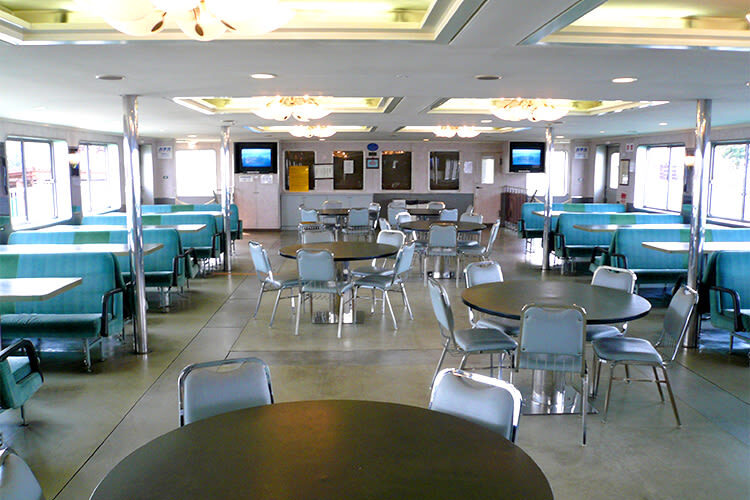 Hokkaido: Lake Toya Steamboat Experience - Add Oshima for a summer walk