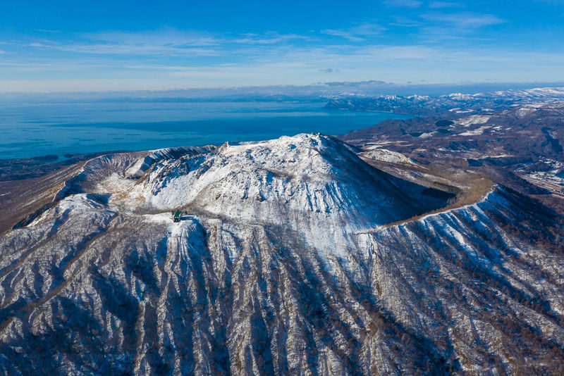 Hokkaido Noboribetsu Hell Valley and Lake Toya Day Tour | Mt. Usu Ropeway and Bear Ranch | Summer Jozankei and Winter Snow Park | Departing from Sapporo - Guides can turn a busy route into an easier day