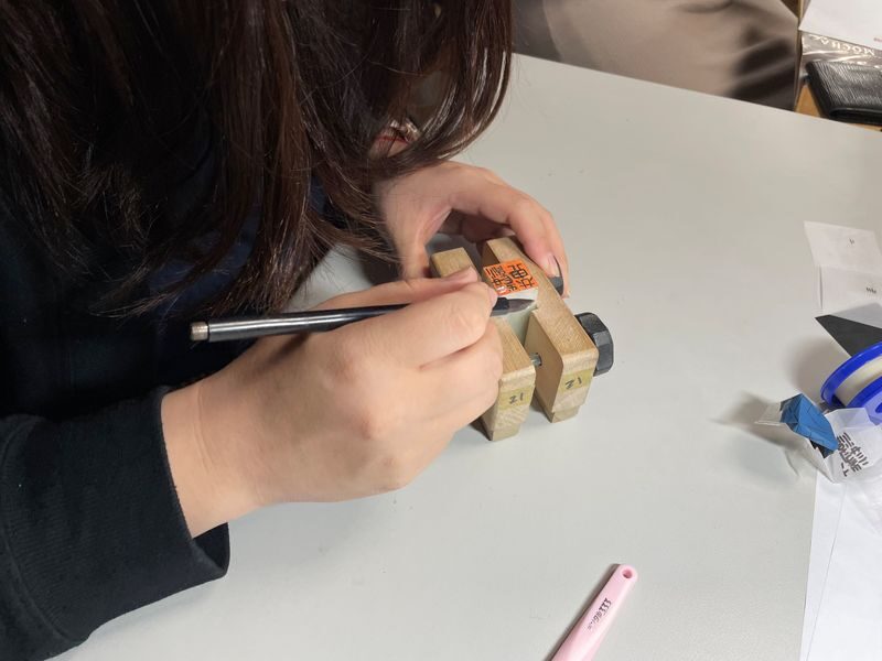 Hokkaido: Otaru Canal Cruise and Seal Engraving Experience - The walk between workshop and water