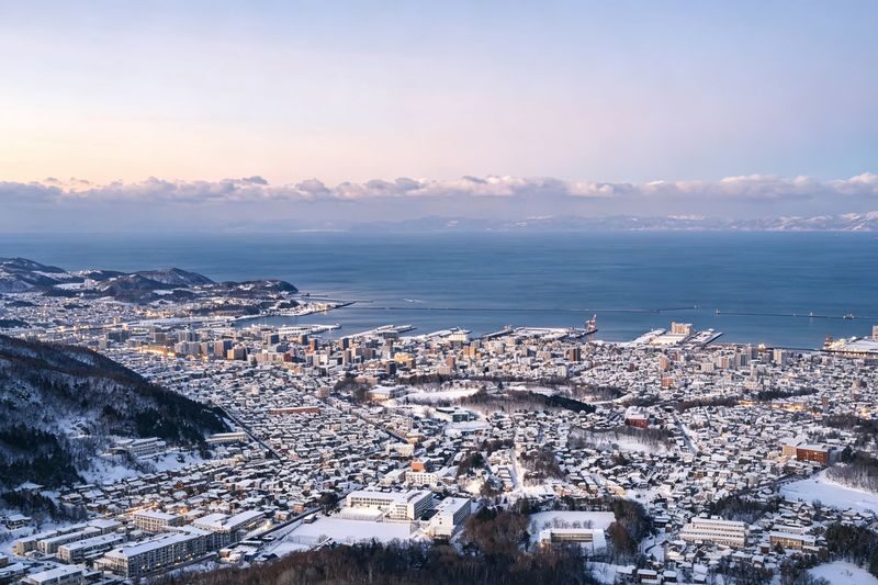 Hokkaido Otaru: Kamui Cape, Blue Cave & Otaru Canal (EN/CN Guide) - Cape Kamui: a walk above the Sea of Japan