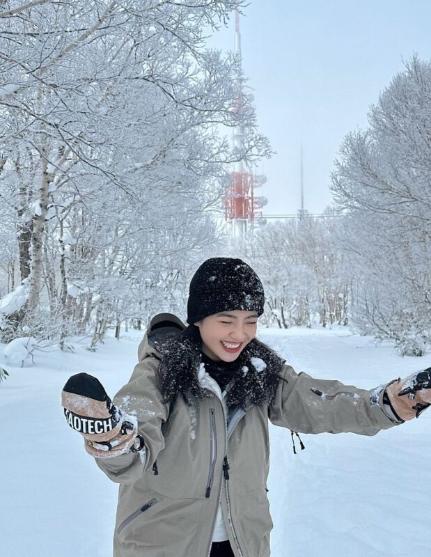 Hokkaido | Sapporo Teine Ski Resort All-Inclusive Snowboard/Ski Day Trip | Departing from Sapporo | Standard with Arcteryx Ski Wear - Why Teine makes sense for a day from Sapporo