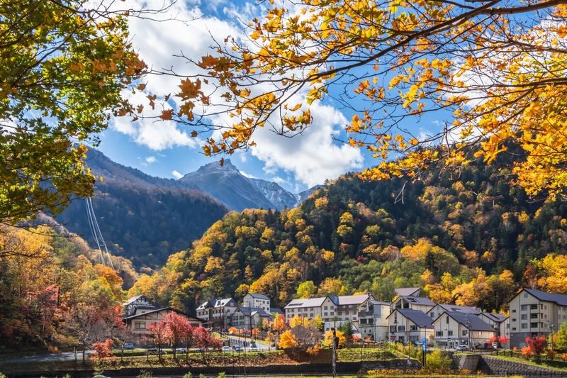 Hokkaido Sounkyo Gorge Autumn Foliage Day Trip: Sounkyo Onsen Town, Ginga & Ryusei Waterfalls, Mt. Kurodake Ropeway, and - Ginga and Ryusei: two waterfalls in the gorge