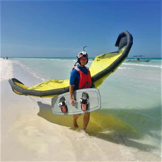 Holbox: Kitesurfing Lessons Private Course (6 hours) - FAQs