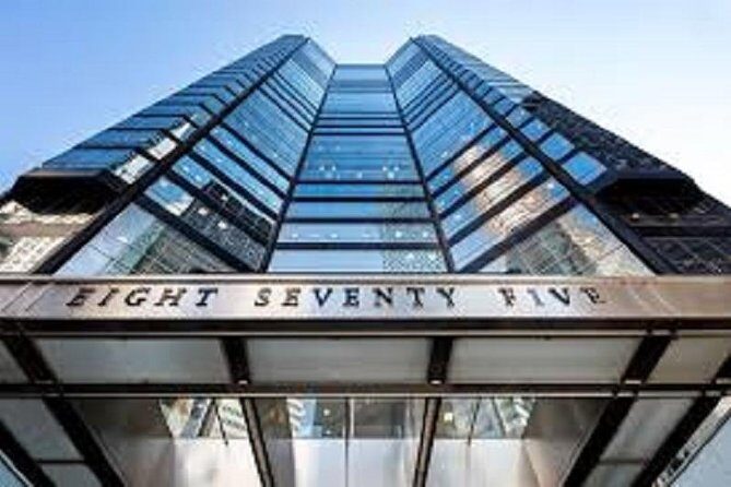 Holdouts: A NYC Architecture Walking Tour - A Deep Dive into the Tour Experience