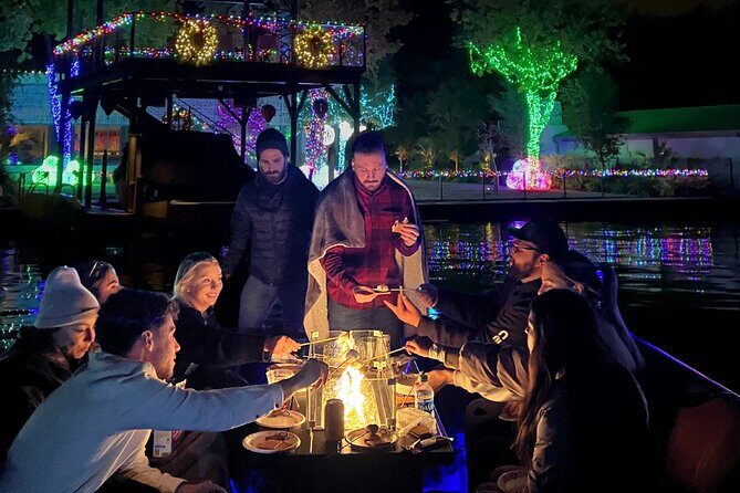 Holiday Light Cruise Plus S'mores Fire Pit Experience - A Festive Austin Boat Tour: Lights, Landmarks, and S’mores