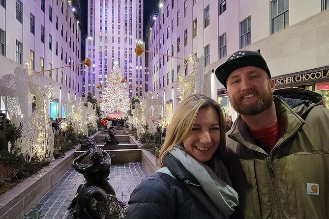 Holiday Lights Extravaganza Walking Tour - Who Will Enjoy This Tour?