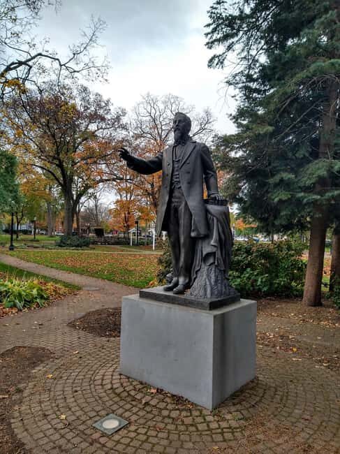 Holland, MI: Walking Tour with Hope College and Parks - Frequently Asked Questions