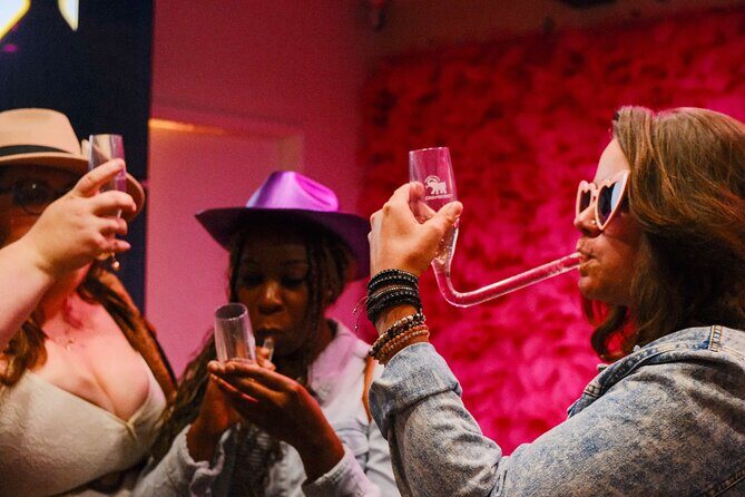 Hollywood Cocktails & True Crime  3 Drinks Included - FAQ