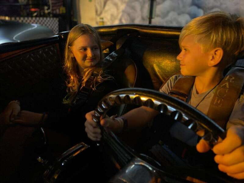 Hollywood Fast Drivers: Accelerate and feel the speed - Added Extras and Considerations