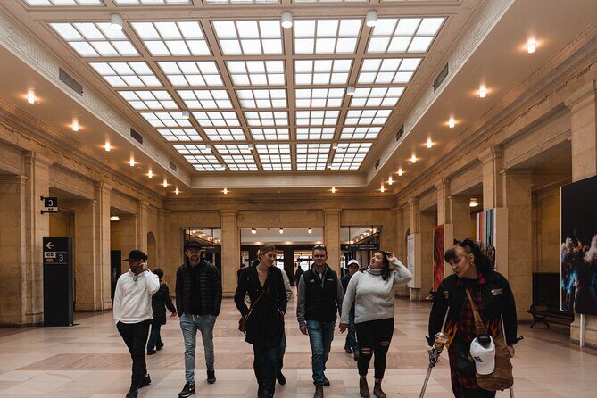 Hollywood North Experience Tour In Toronto - FAQ