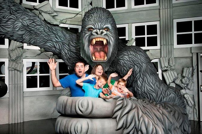 Hollywood Wax Museum 4-Attraction All-Access-Pass in Pigeon Forge - FAQ