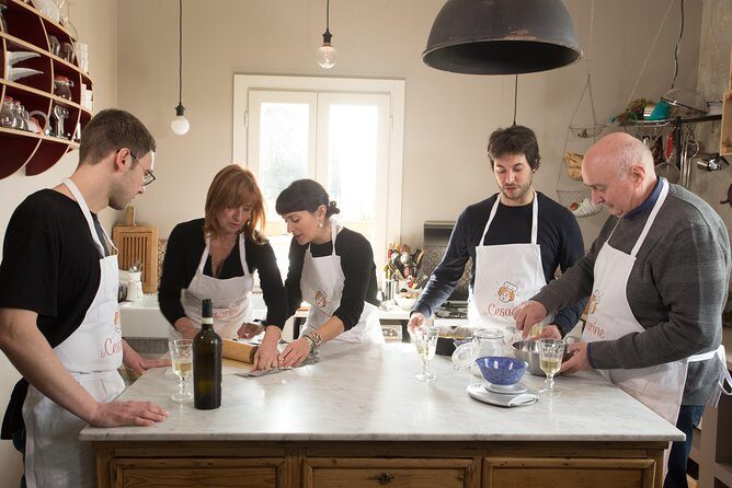 Home Cooking Class & Meal with a Local in Riomaggiore - Who Should Book This Experience?